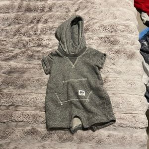 Baby gap one piece hooded jumper. Short sleeves and shorts. Grey.